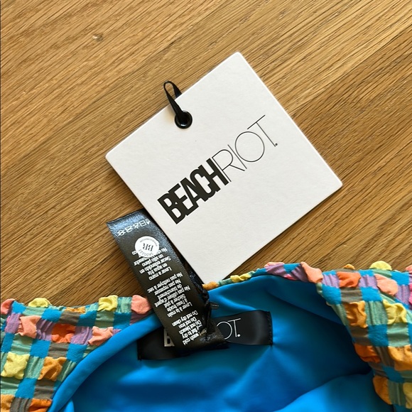 Beach Riot one piece - Picture 2 of 4